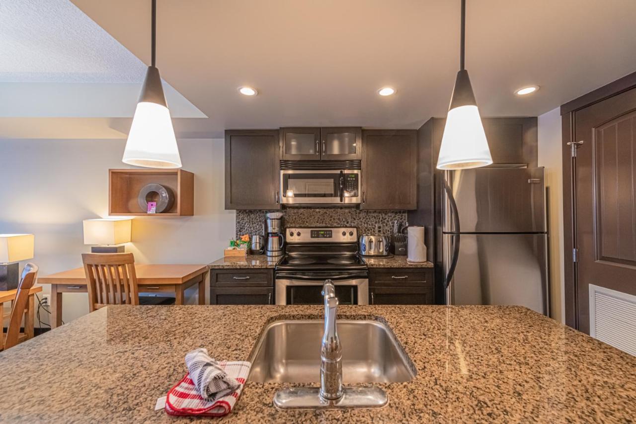 Copperstone Resort - Mountain View 2 Bedroom Condo Canmore Exterior photo